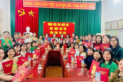 VD KHAI XUÂN ĐẦU NĂM CỦA TẬP THỂ SƯ PHẠM TRƯỜNG MN NGHĨA THÁI